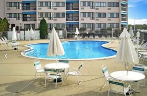 Outdoor pool, a heated pool - Beachfront Condo!! Pet friendly! 2 Bed, 2 Bath (Brigantine)