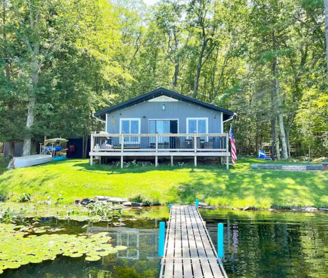 Cozy Lakefront Cabin upstate NY Dog friendly