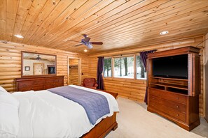 3 bedrooms, iron/ironing board, free WiFi, bed sheets