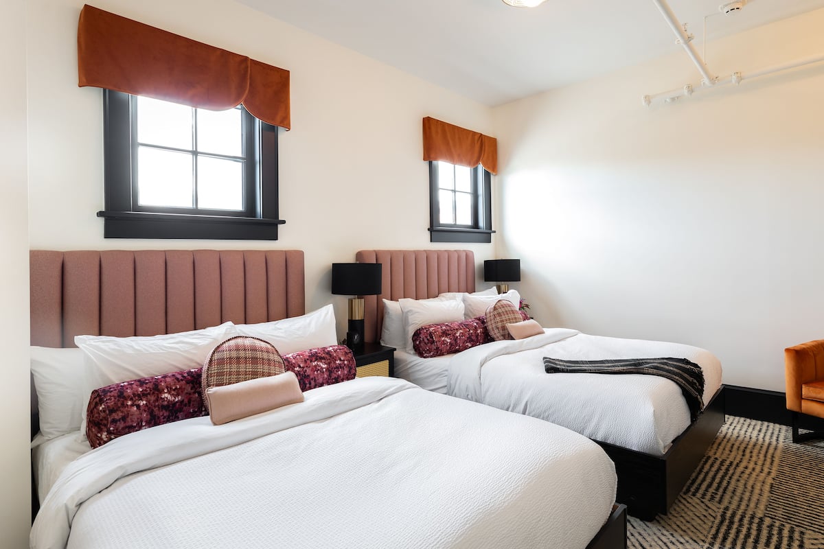 Room 12 - Sonnet | Luxe beddengoed, donzen dekbedden, pillowtop-bedden