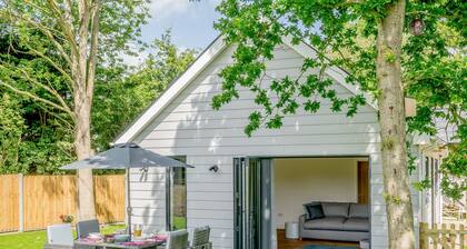 1 bedroom accommodation in Stonham, near Needham Market