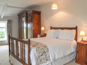 2 bedrooms, free WiFi, bed sheets - East Monkton Farm Cottage (Broughton, near Cowbridge)