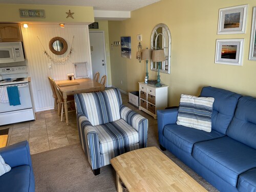 2BR Condo w/Pool & Hot Tub -- Steps from the Beach and Boardwalk