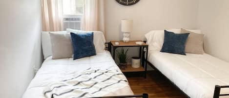 2 chambres, fer et planche Ă repasser, Wi-Fi, draps fournis