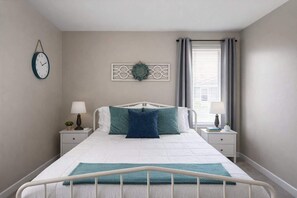 2 chambres, fer et planche à repasser, Wi-Fi, literie fournie