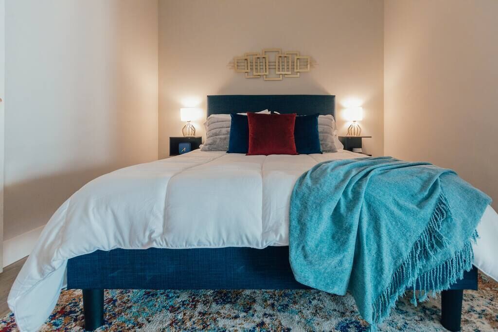 Modern Chic on Main Hosted by The Sanctuary Co.