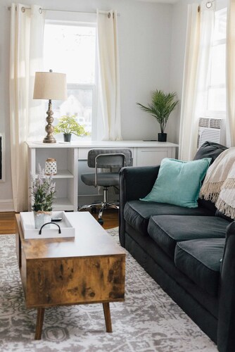 Cozy Apartment Near Downtown Bristol