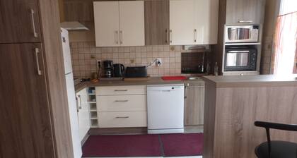 appartement en plein centre ville, tout équipé, la location se fait sans animaux