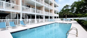 The best location, amazing Ocean View 7BR, pool