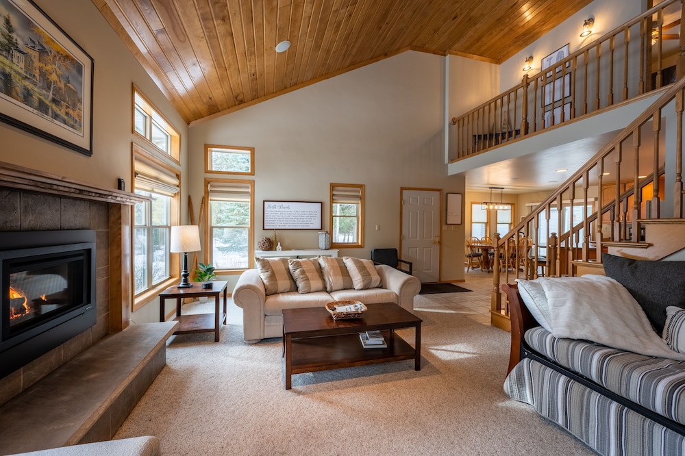 This must be the place… Great location for your home away from home