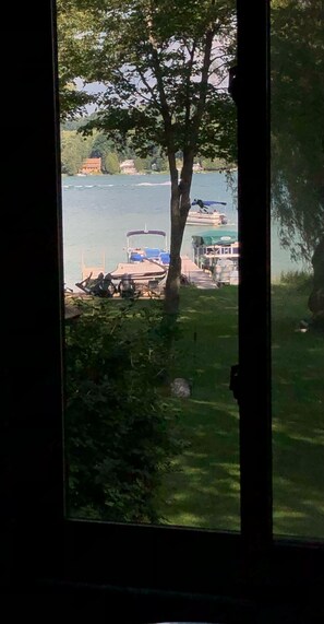 Unclassified image, 3 of 16, button