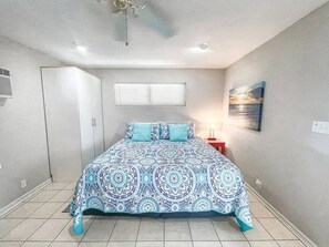 1 habitación y ropa de cama 