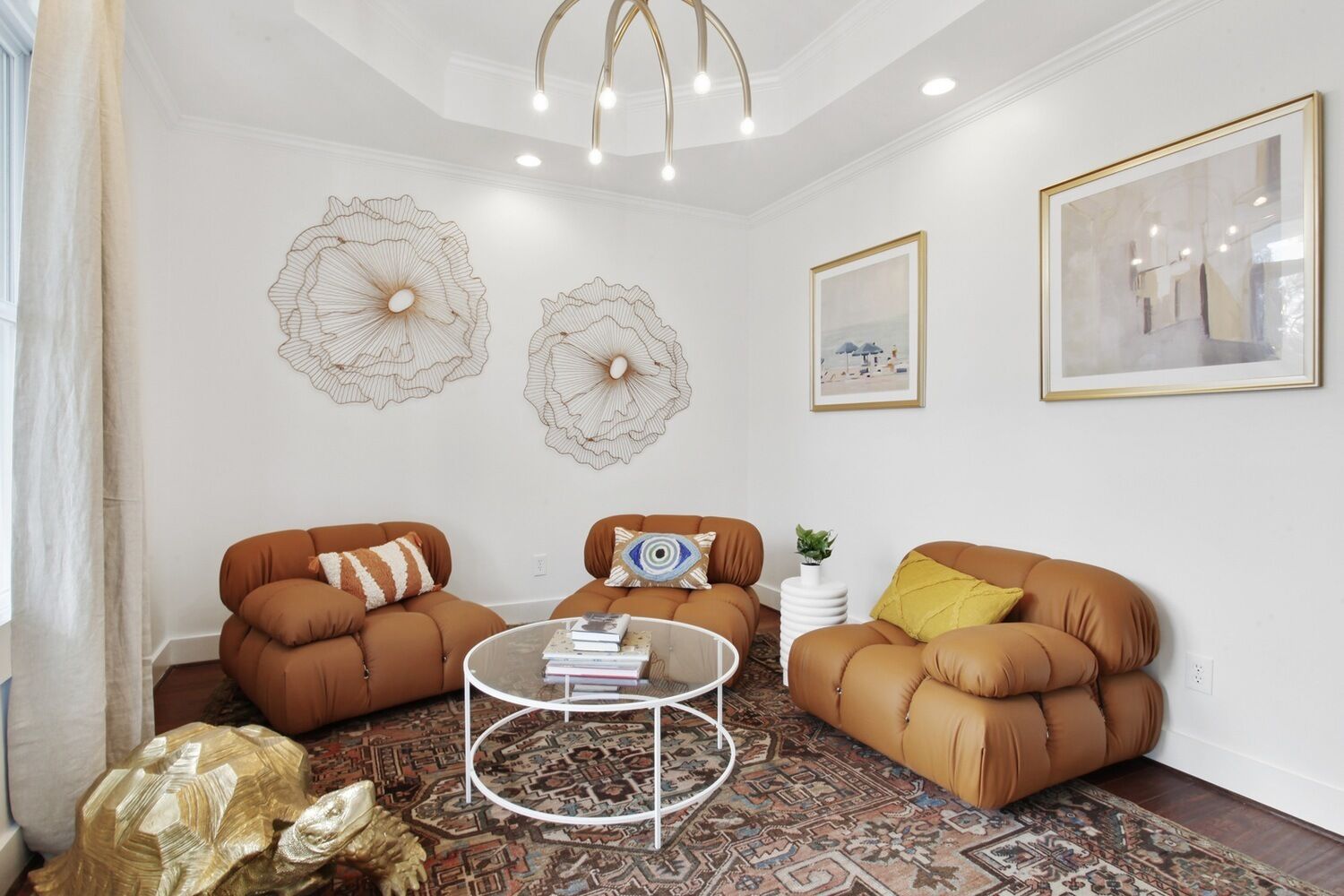 A Port in the Storm - Shangri La, Poolside Estate in Isle of Armstrong