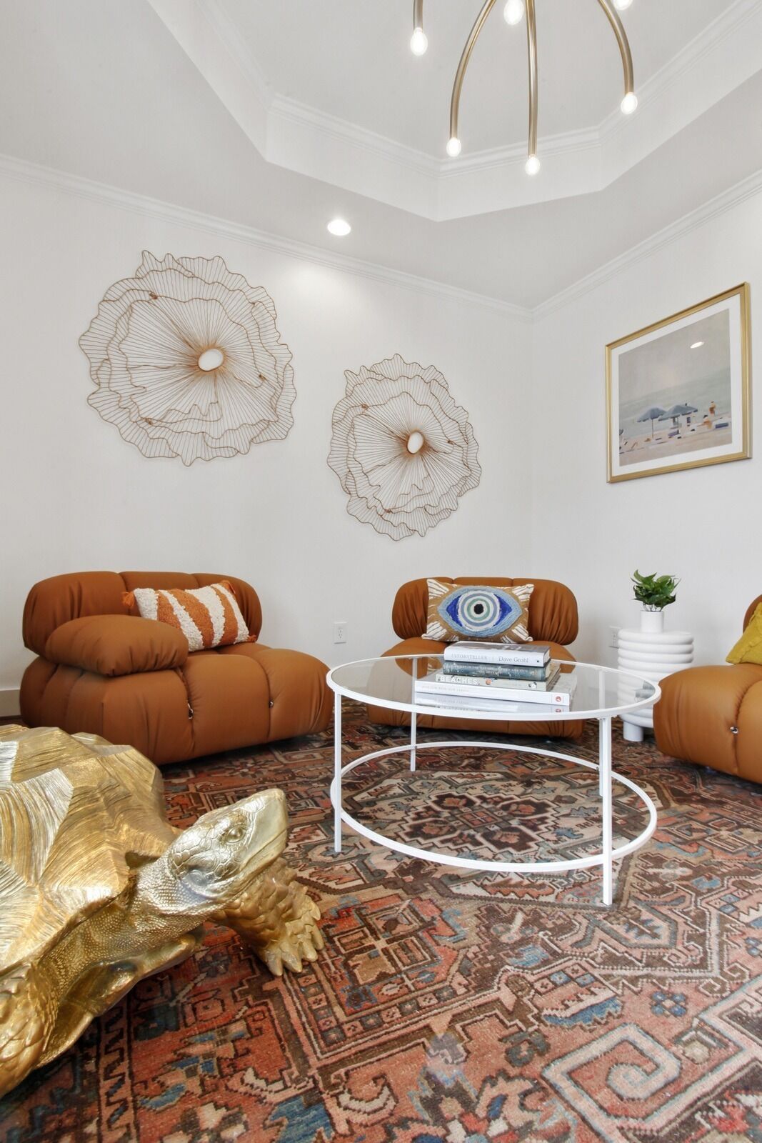 A Port in the Storm - Shangri La, Poolside Estate in Isle of Armstrong