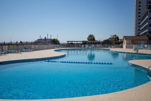 Indoor pool, a heated pool - Simply Relaxed 2/2 - KING - Myrtle Beach Resort (Horry County)