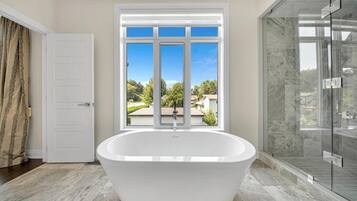 Luxury House | Bathroom | Bathtub, towels