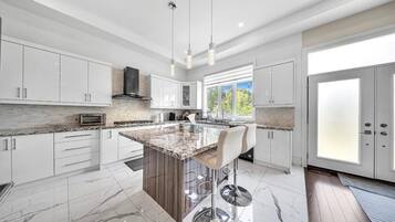 Luxury-Haus | Eigene Küche