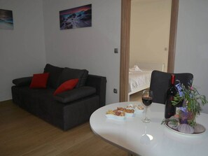 Interior - Fancy Apartments Dream - Deluxe One Bedroom Apartment with Balcony and Sea View (Brna)