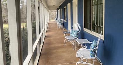 Secluded Shades of Blue Lake Bistineau Sunsets Sleeps 19