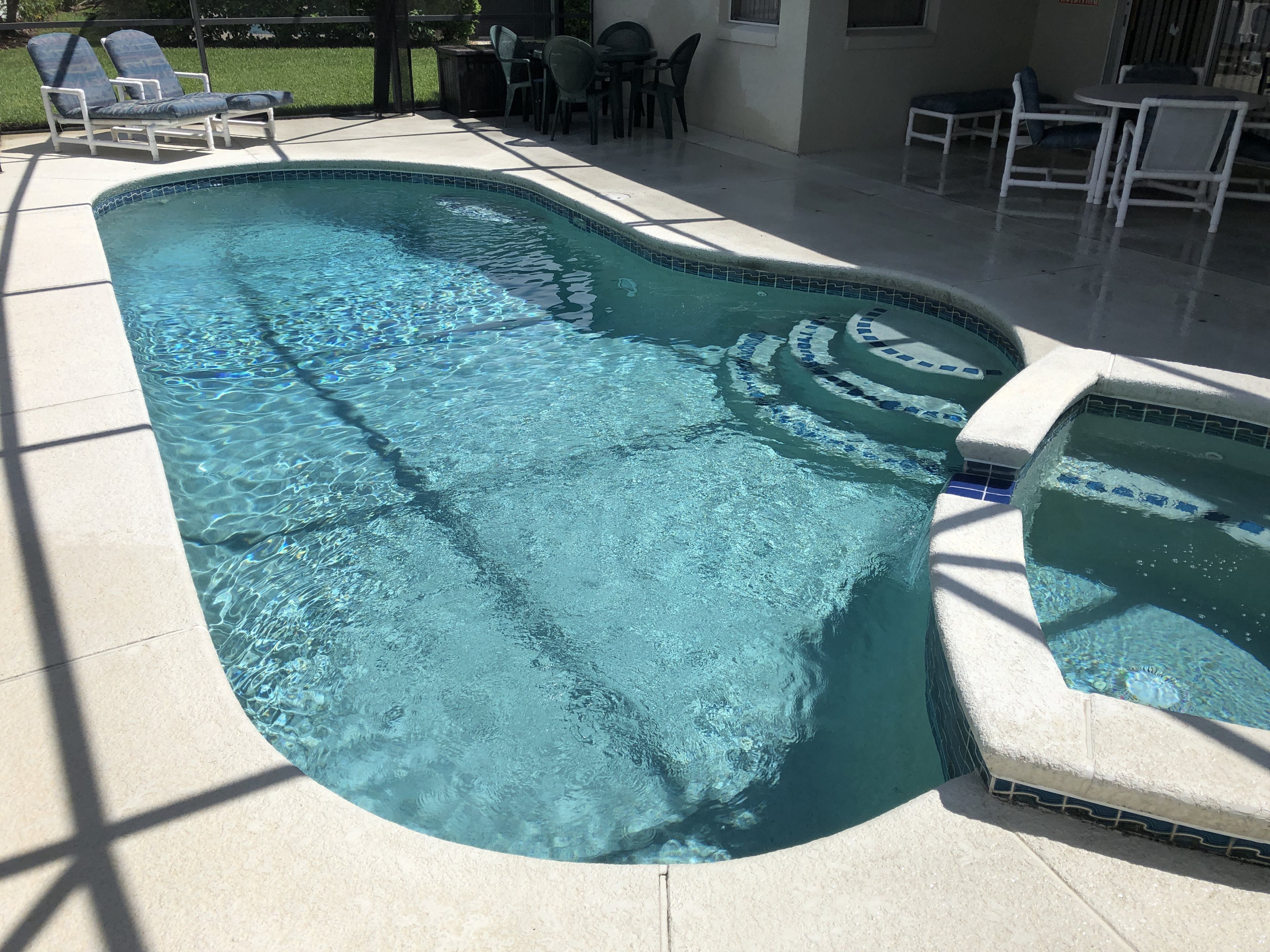 4 Bedroom Pool Home withSpa/Lanai/Game Room. Close to the Attractions