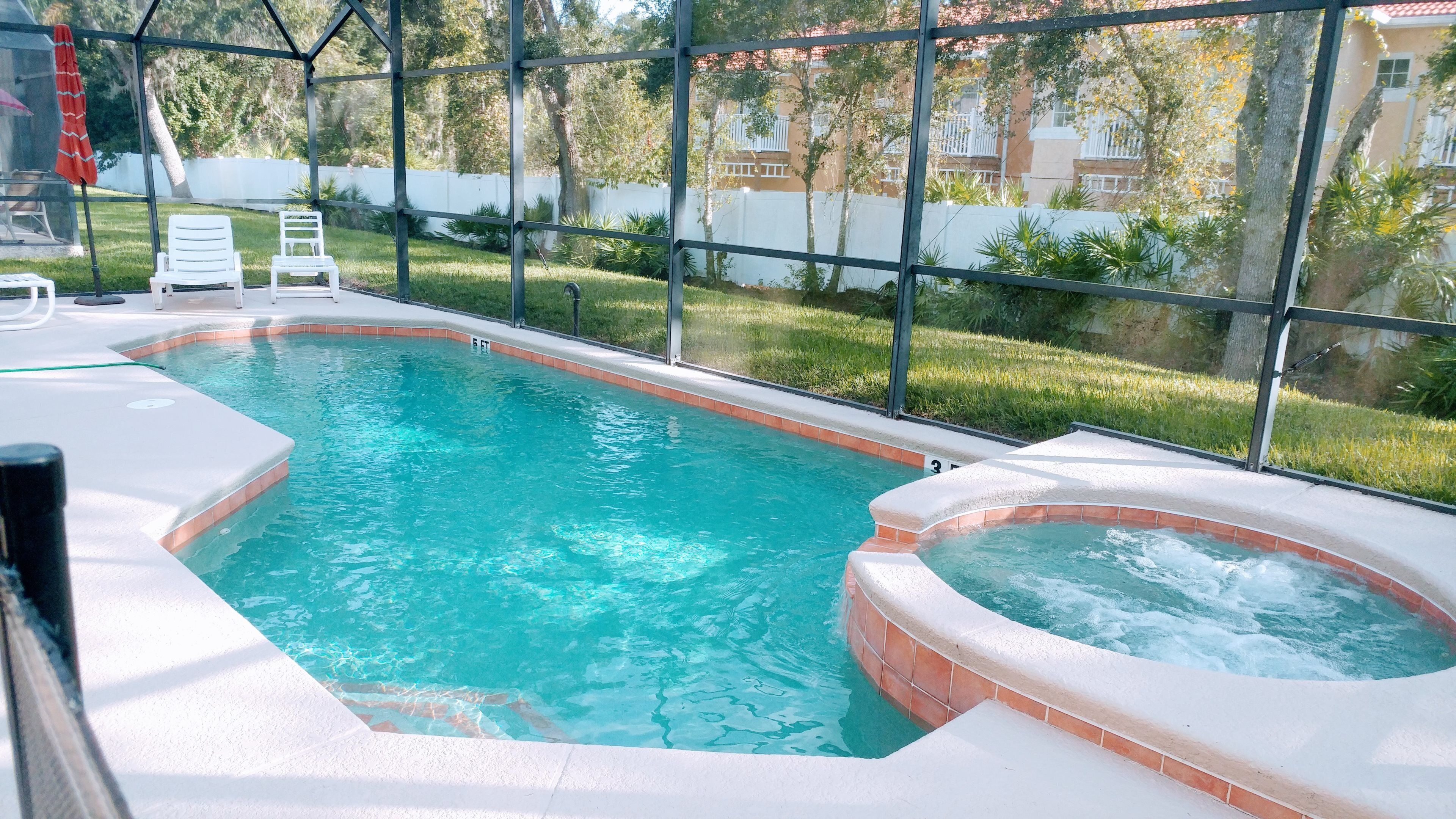4 bedroom with south facing pool and spa close to Disney