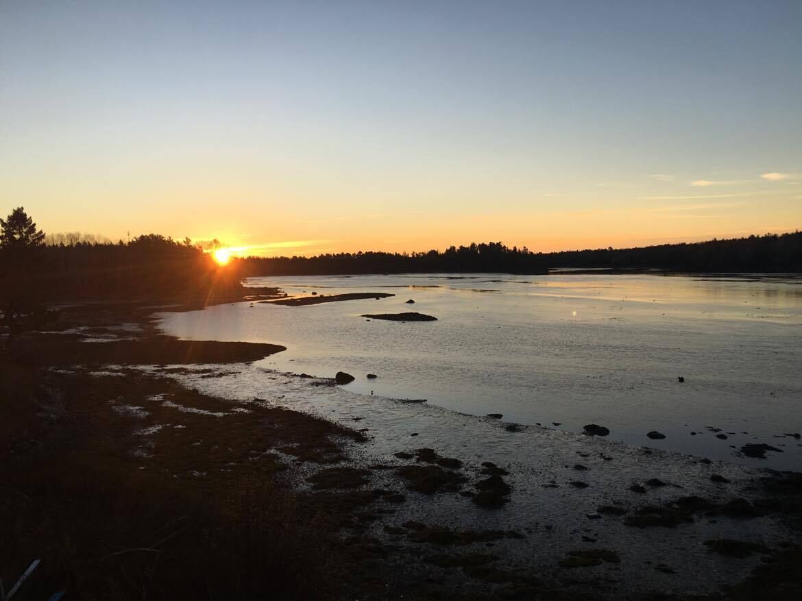 Taunton Bay Cottage - Affordable Oceanfront - Perfect for couples getaway!