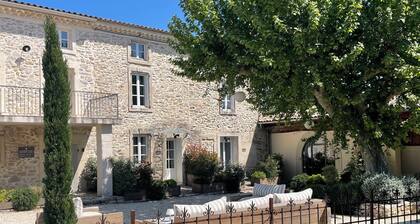 Charming loft in estate with swimming pool in the heart of the gorges de l'ardeche