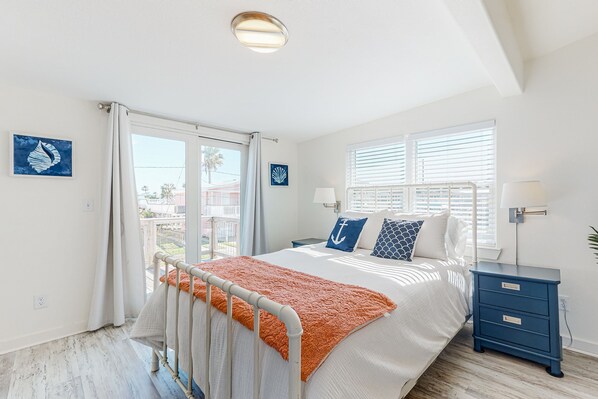 2 bedrooms, iron/ironing board, Internet, bed sheets