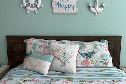 Deluxe Cottage | Blackout curtains, free WiFi, bed sheets