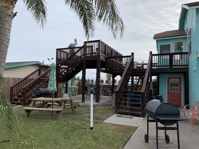 Candlelight Cottages by the Beach