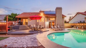 Outdoor pool, a heated pool - Paradise in Rita Ranch - HEATED POOL  (Tucson)