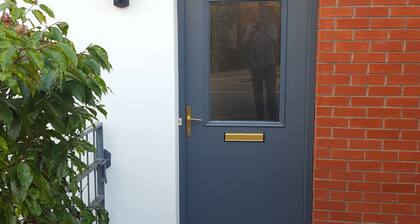 Alexandra Park Avenue Town House