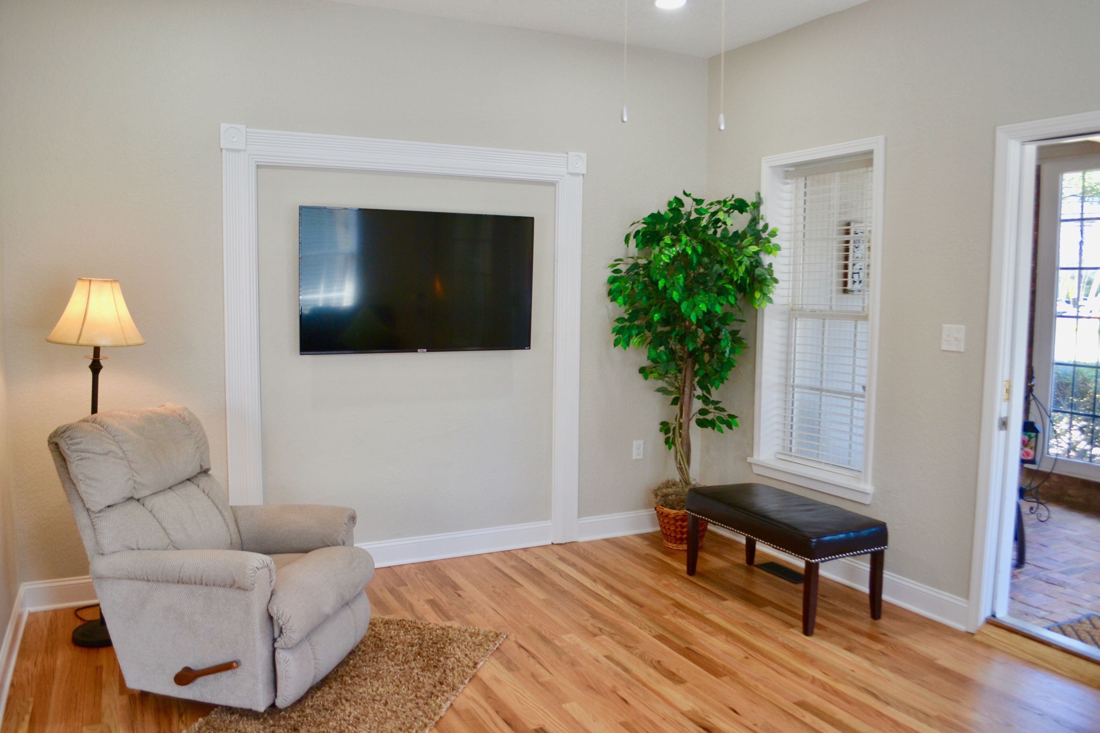 Cottage on Main - 355