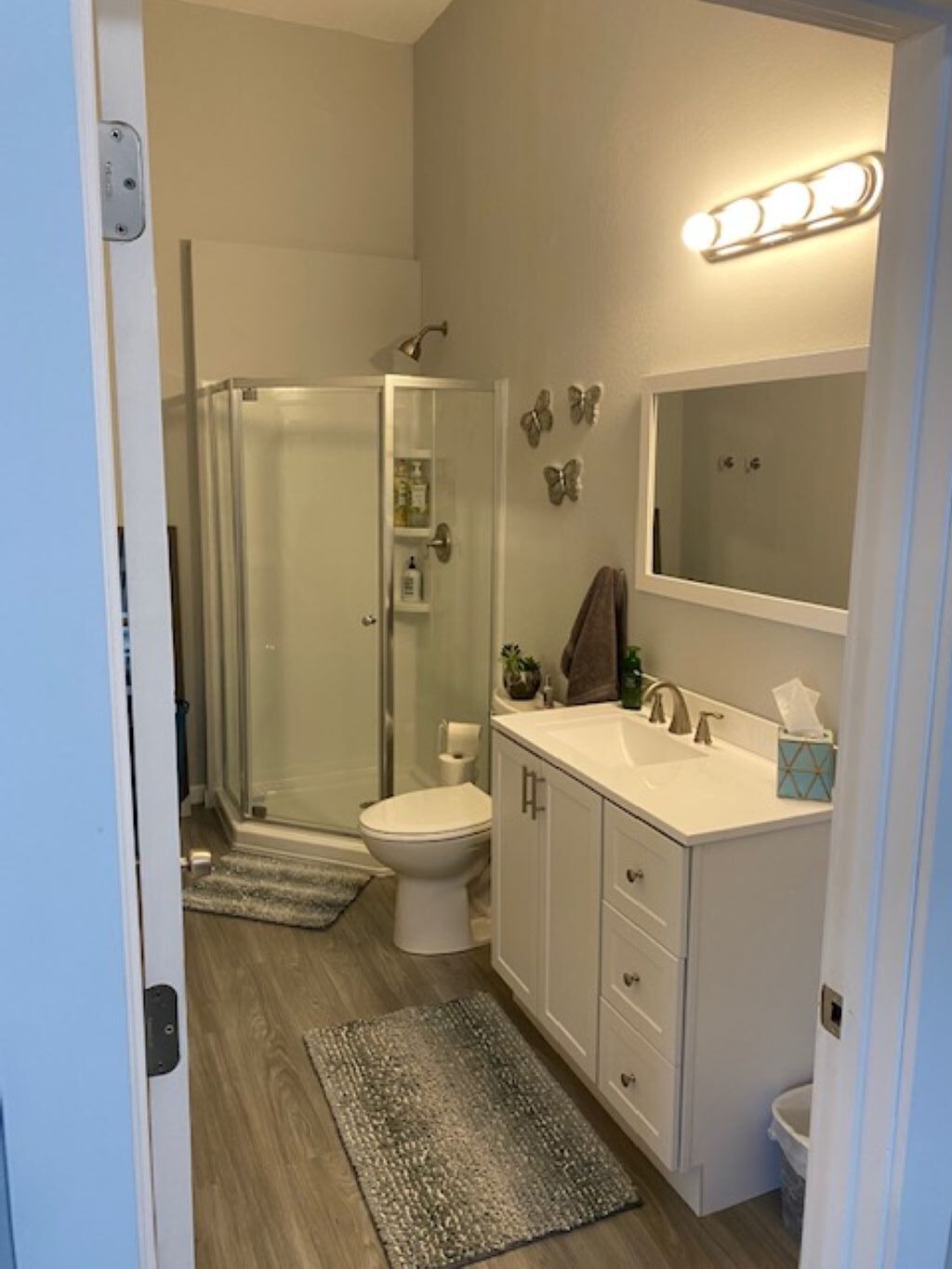 30 min to Glacier National Park-Peaceful 1bed, 1 bath with beautiful views.