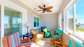 Vue depuis lâhĂ©bergement