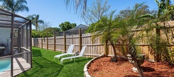 5 Bdr Palm Harbor home Pool, Hot Tub, Screen Lanai
