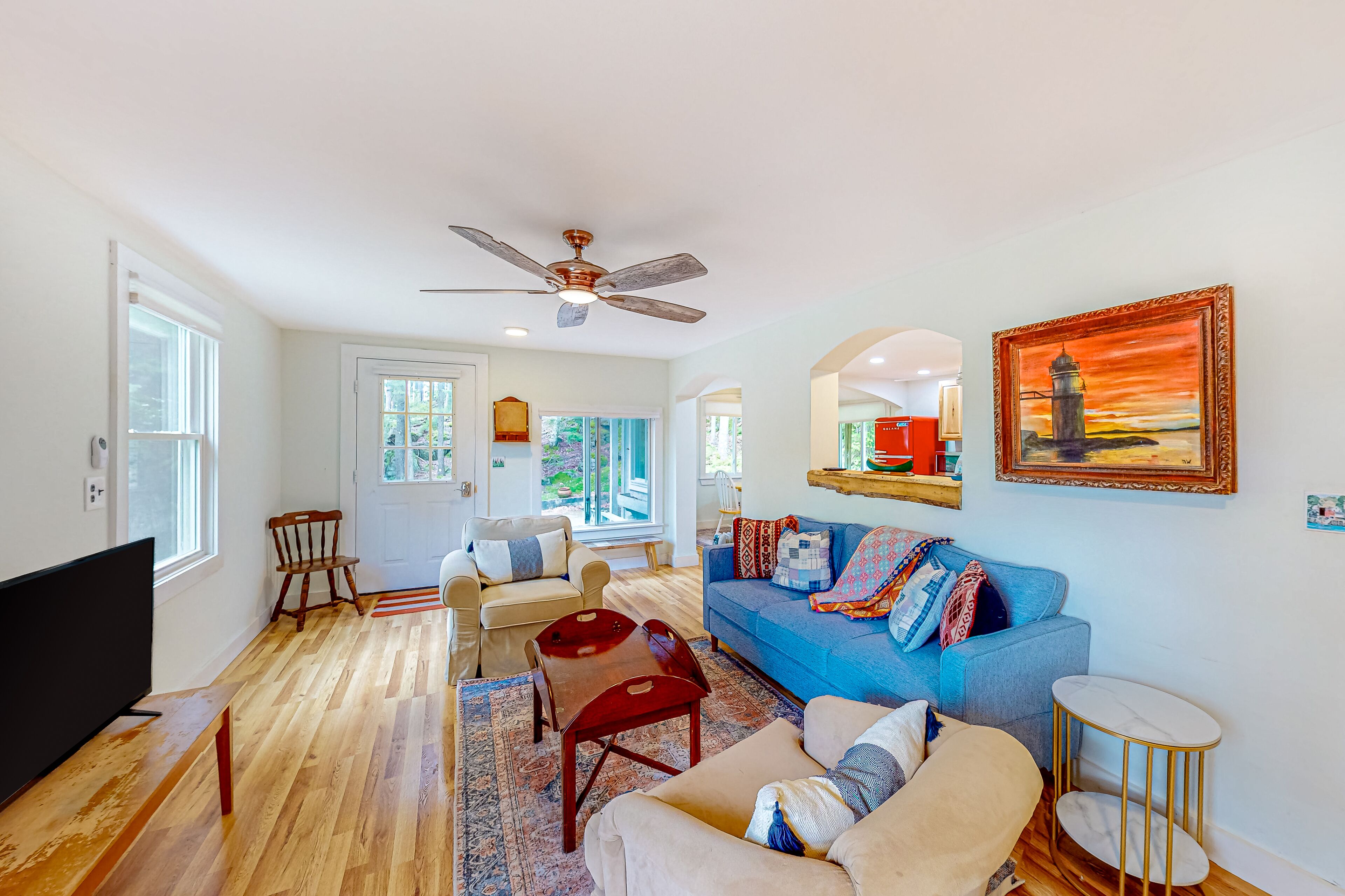 Renovated home with water views, dock access, Linekin Bay Resort fun - dogs okay