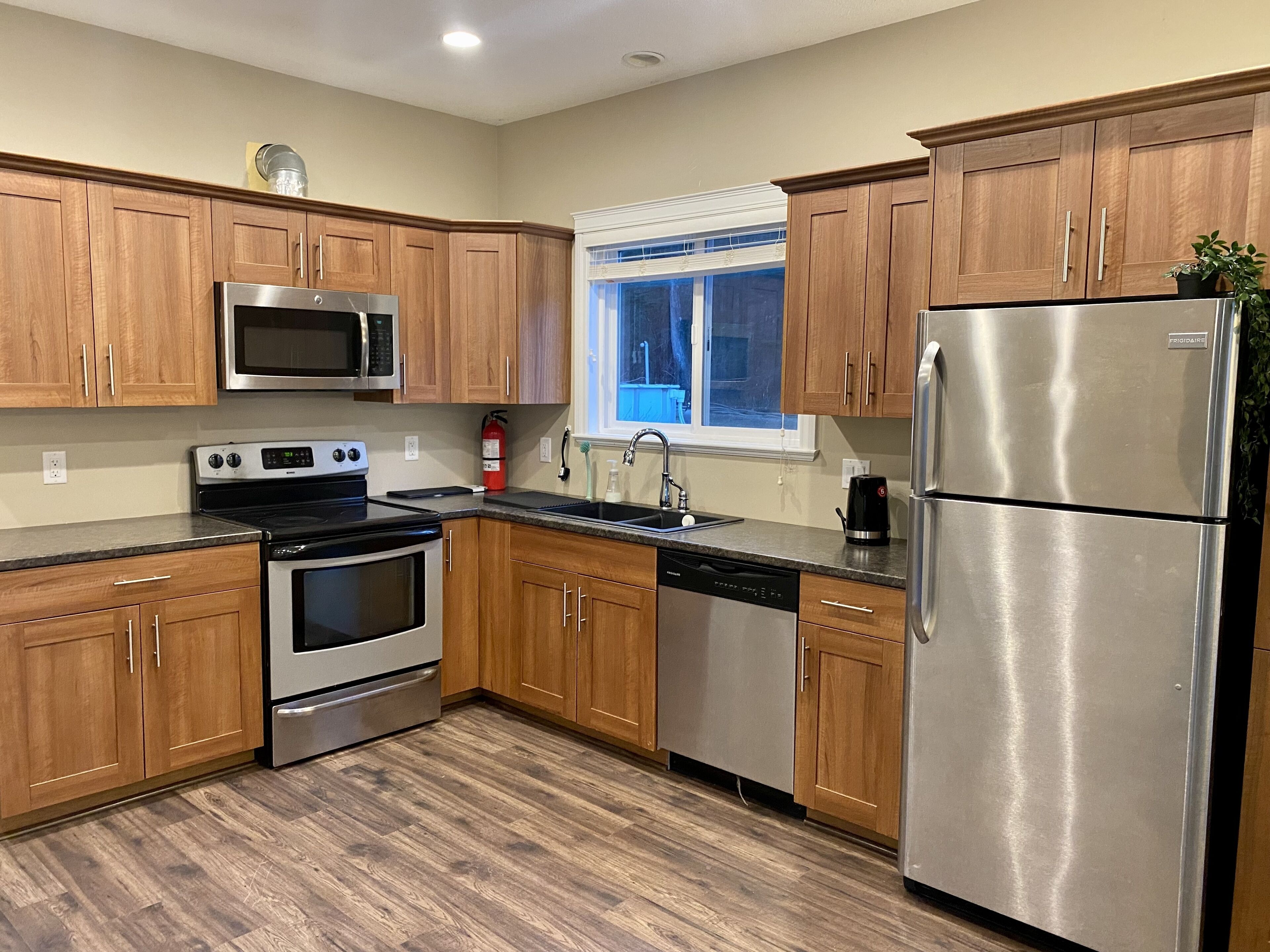 Beautiful 4 bed 2 bath house on an Acreage