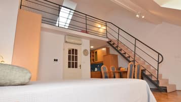 1 chambre, fer et planche Ă repasser, Wi-Fi, draps fournis