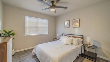 2 bedrooms, desk, iron/ironing board, travel crib