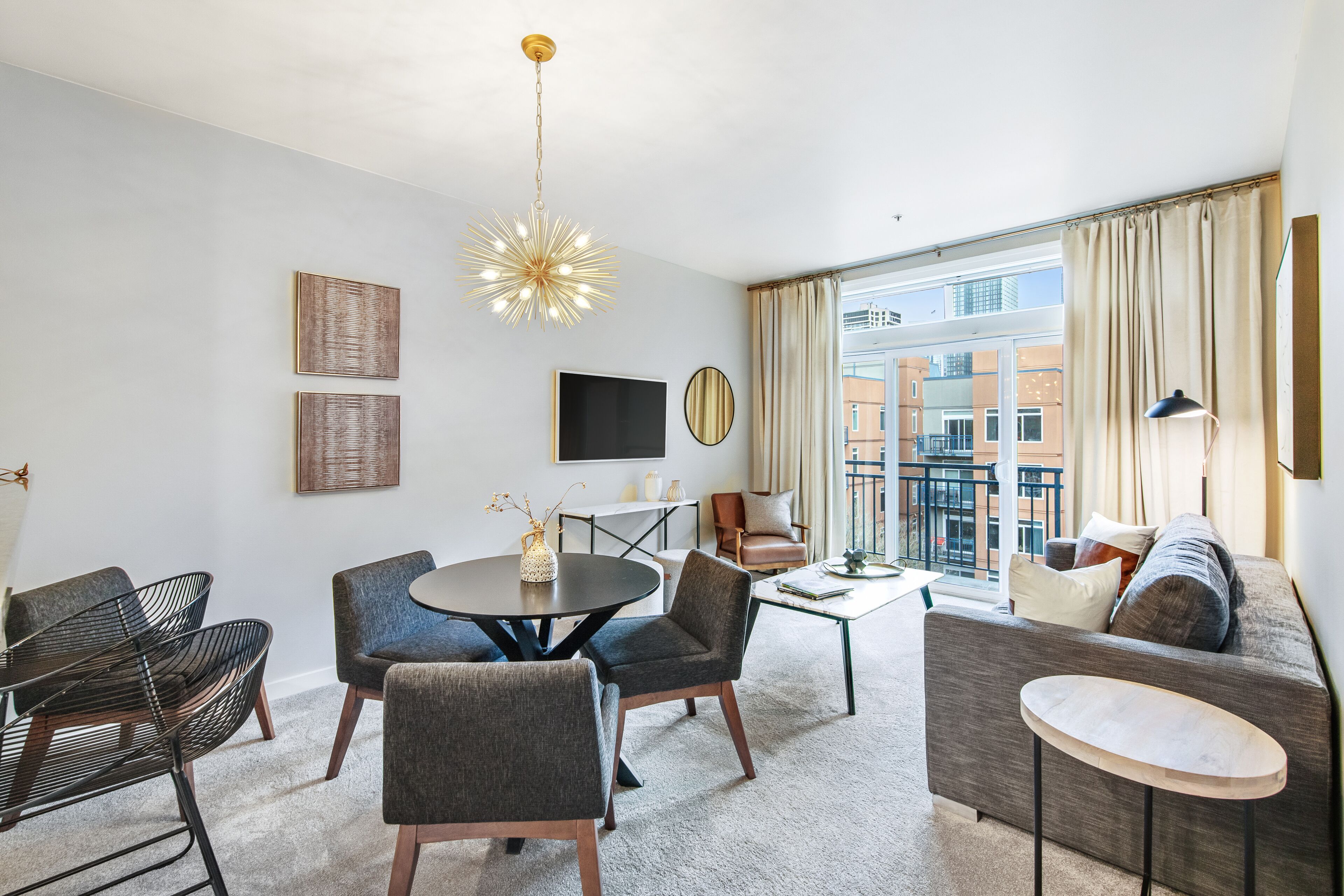 Top-floor condo with shared pool, hot tub, & gym - walkable to everything