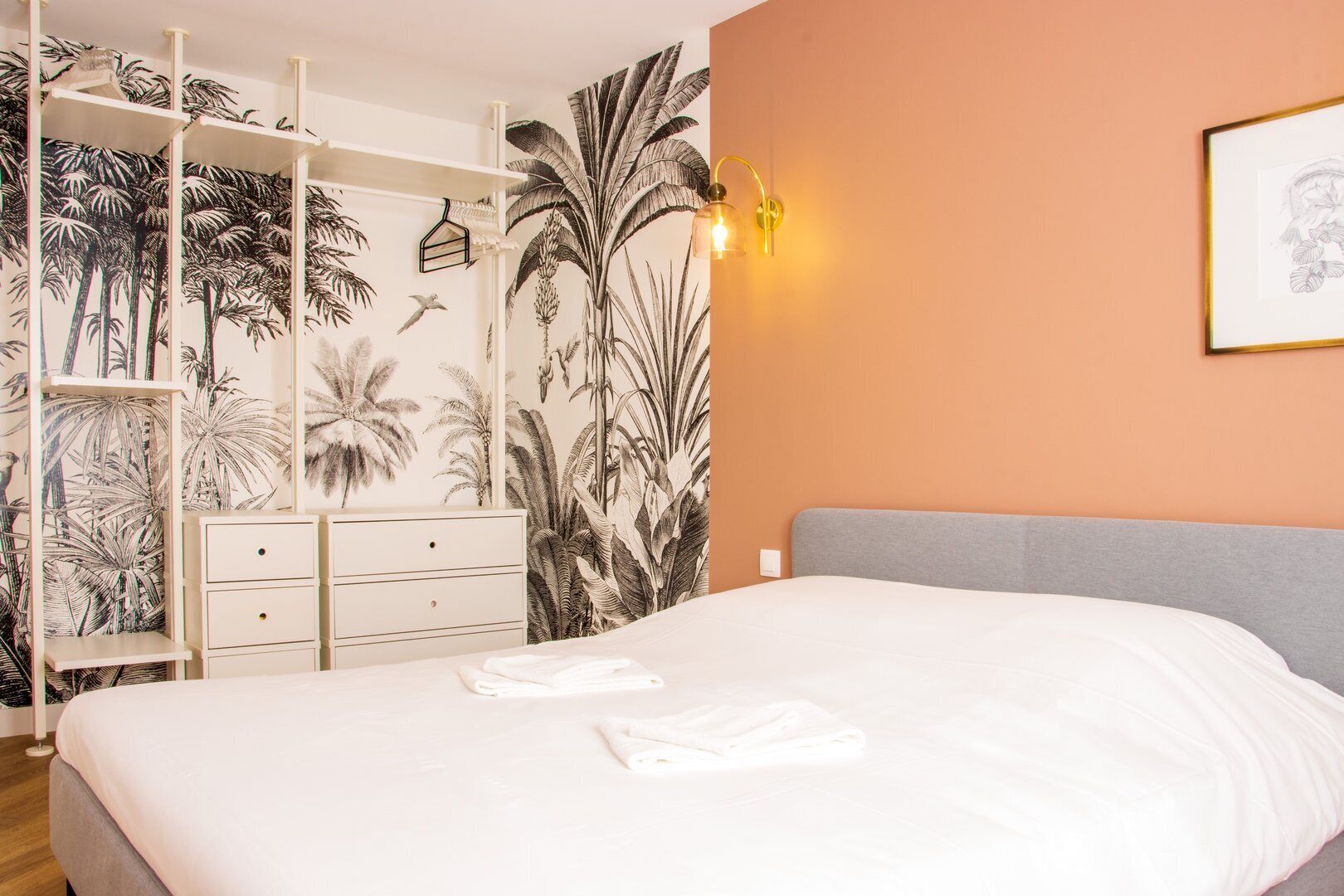 3 chambres, bureau, fer et planche à repasser, accès Internet