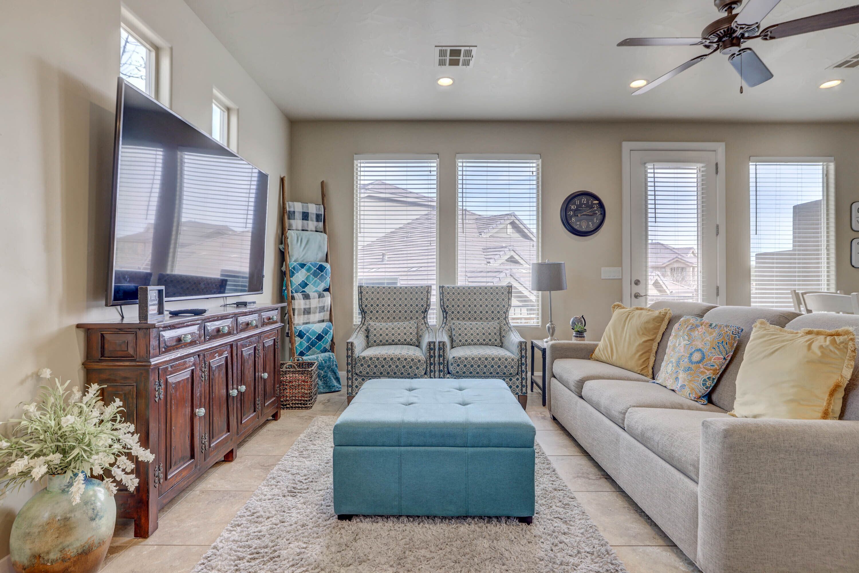 Spacious Townhome w/ Pool | Sleeps 12