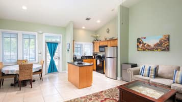 Smart TV, DVD player, books, stereo