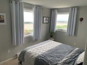 5 habitaciones, tabla de planchar con plancha y wifi gratis 