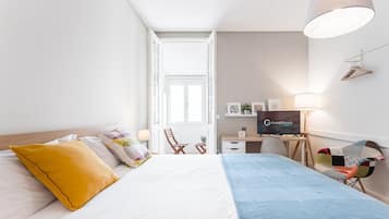 1 camera, una scrivania, accesso a Internet, lenzuola