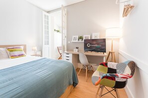 1 habitación, escritorio, internet y ropa de cama 