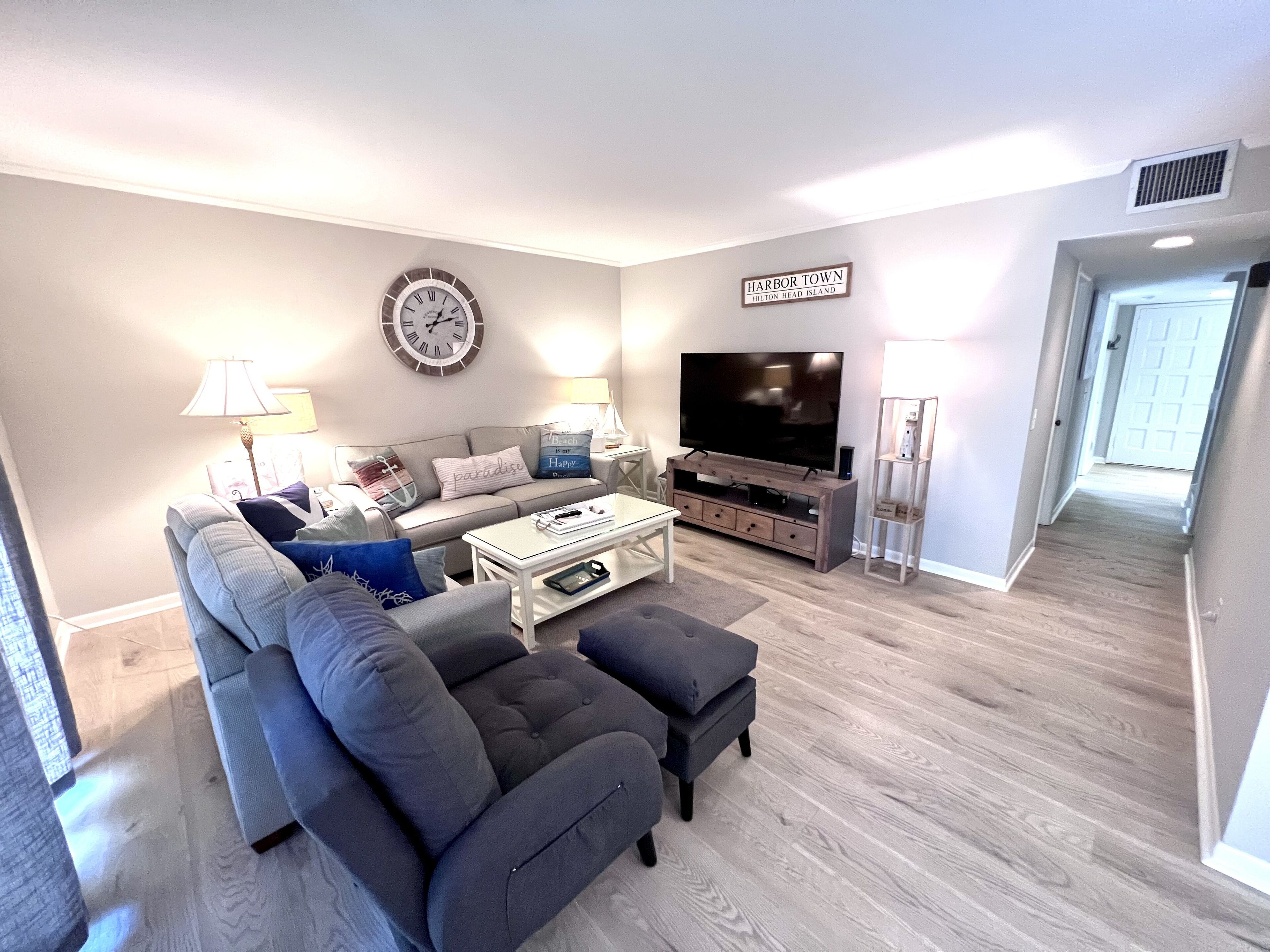 Just Upgraded! Harbour Town 3BR/3BA - Pool Access - Book Now