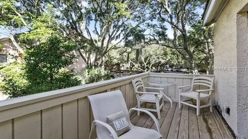 Just Upgraded! Harbour Town 3BR/3BA - Pool Access - Book Now