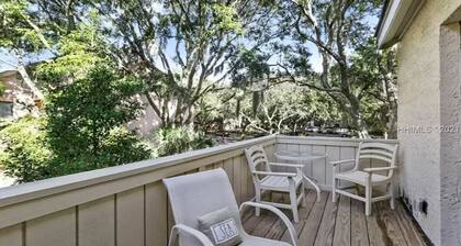Just Upgraded! Harbour Town 3BR/3BA - Pool Access - Book Now